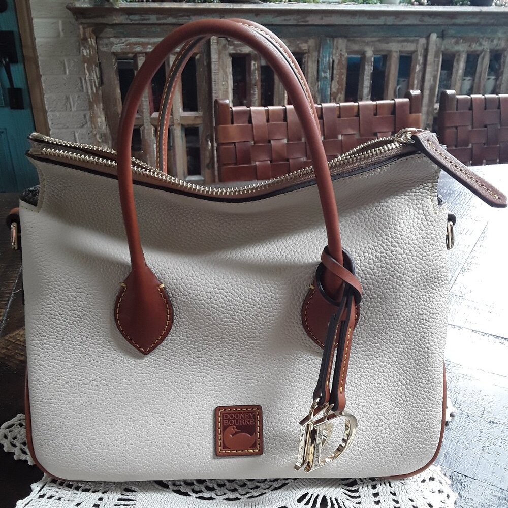 New Dooney and Bourke pebble grain leather satchel in bone